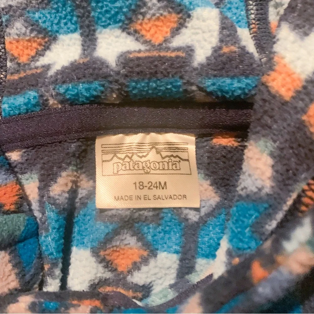 Patagonia Toddler Micro D® Fleece Onesie Bunting - Picture 5 of 5